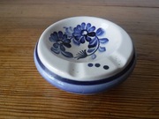 Stara ceramiczna popielniczka sygnowana ręcznie malowana ZOBACZ 