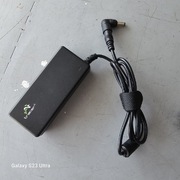 Uniwersalny zasilacz do laptopa Tracer PowerBox MX 65W sprawny używany 7w1