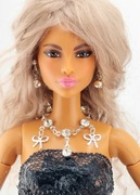 Zestaw biżuterii dla lalek Barbie srebrne kokardki