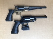 Rękojeść z ostrogą do Remington 1858 Pietta w rozmiarze powiększonym..