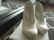 JACQUELINE ŚLICZNE BIAŁE PÓŁBUTY ŚLUBNE NA OBCASIE, roz.35