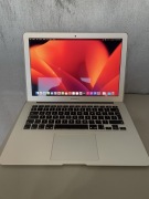 MacBook Air 2017 8GB Ram/SSD/ Bateria jak nowa + oryginalny zasilacz Apple