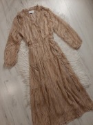 Neo Noir długa kremowo beżowa sukienka z falbaną S 36