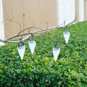 Solarna lampa krajobrazowa