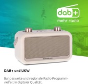 przenośne radio Nordmende Transita 30 w stylu retro.