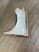 błotnik lewy przód Q3 83A 