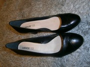 Czarne czółenka Lasocki