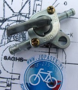 Kranik paliwa zakładany na wężyk rower z silnikiem