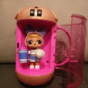 Tuba LOL Surprise cheerleaderka Sus Cher 