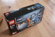 LEGO Technic 42071 - Spycharka