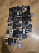 Zestaw 44 sztuk Starych Telefonów 
