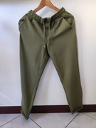 spodnie joggersy khaki oliwkowe mohito z kieszeniami militarne wojskowe 