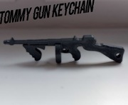 Brelok Tommy Gun