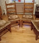 Dębowe krzesła antyki