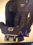 Fotelik Axkid move Black bezpieczny  RWf 9-25kg 