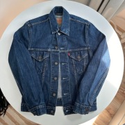 Oryginalna kurtka jeansowa Levi's vintage 700500-04 w rozmiarze S.