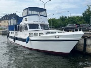 Jacht motorowy morski 46 stal 2x215 KM Cummins diesel + RIB z Tohatsu