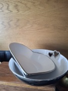 MISKA MISECZKA SREBRNA BIAŁA SERCE WALENTYNKI 2SZT HOME&YOU