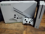 Konsola Xbox One S 1TB + pad (OPIS)