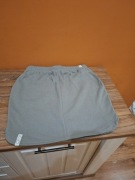 Spódniczla w stylu sportowym Eight2Nine