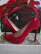 Czółenka Venezia czerwone zamszowe rozmiar 39