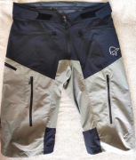 Norrona Fjora foex1 shorts L caviar/castor grey