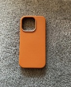 Jasnobrązowe etui do Apple 14Pro z Magsafe