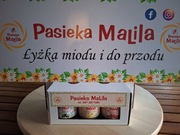 Miody z owocami : pigwą, czarną porzeczką, maliną