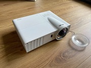 Projektor Smart V30 - 3000 ANSI, 1080p, niski przebieg lampy