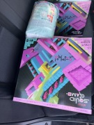 Klocki konstrukcyjne Mega Bloks 1735 elementów Squid Game Klatka schodowa