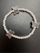 Bransoletka koraliki i motylki