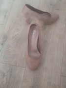 Czółenka zamszowe 38