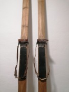 Drewniane narty zabytkowe 