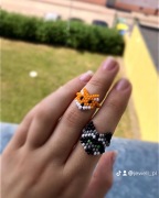 Pierścionek z koralików 