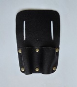 Uchwyt zawieszka na cęgi do założenia na pas skóra licowa kolor czarny