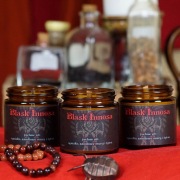 3 Sztuki Zapachowe Świece Sojowe gry Gothic 'Blask Innosa' - 3x120ml