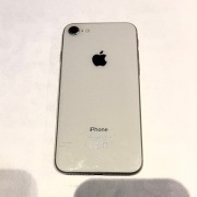 iPhone 7 128GB – 93% bateria