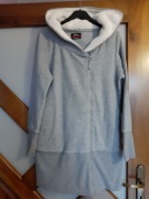 HOUSE __ bluza __ polarowa dluga z futerkiem roz.S