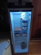 Witryna chłodnicza przemysłowa WHIRLPOOL