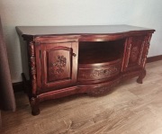 Szafka RTV drewniana stylowa rzeźbiona komoda stojąca