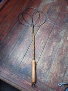 Stara trzepaczka do dywanów...wykop strychowy.