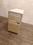 Highscreen 486 z procesorem DX2 80 stary komputer retro gry muzeum