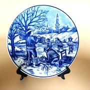 Talerz kolekcjonerski: „Pory roku- Zima” Royal Delfts Blauw Handwerk 