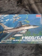 Model samolotu Academy 12101 F-16 CG/CJ 1:32 Fighting Falcon Block 40/50