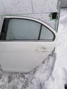 Drzwi lewy tył mitsubishi Lancer w37