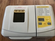 Automat do pieczenia chleba Hinari HB154