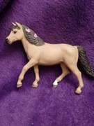 Schleich - klacz Connemara z 2017