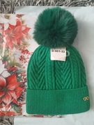 Czapka damska z pomponem 