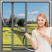 Moskitiera na okno 120x105 bez wiercenia i śrub, przycinana, samoprzylepna