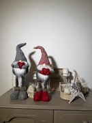 Gwiazdorki świąteczne 50 cm, komplet 2 sztuki (szary i czerwony)